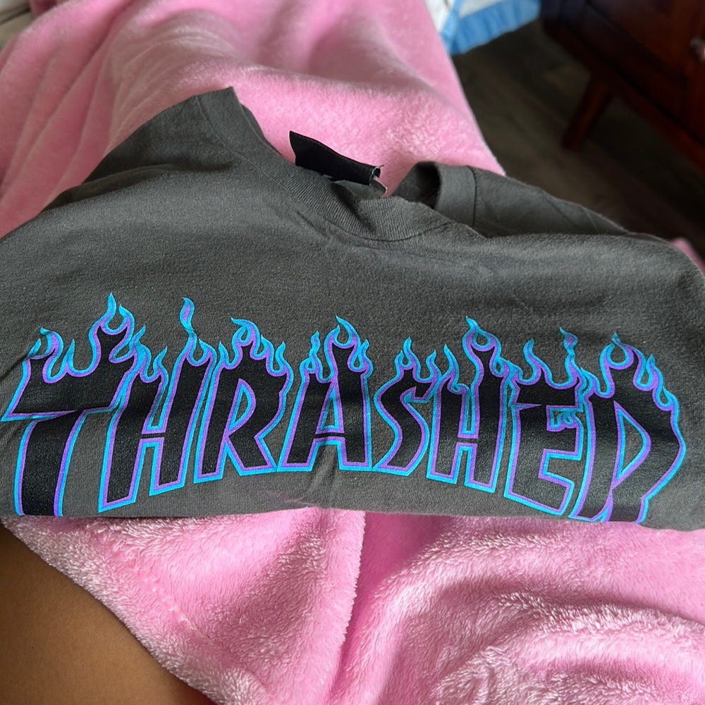 thrasher t-shirt